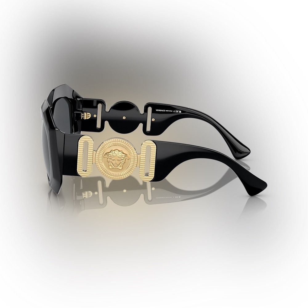 ONE DAY SALE✨
SALE✨Versace Black and Gold Sunglasses Modern Design - Picture 6 of 16